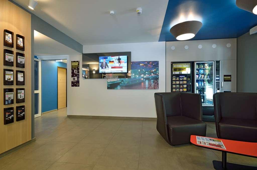 Adlkofen B&B Hotel Passau מראה פנימי תמונה