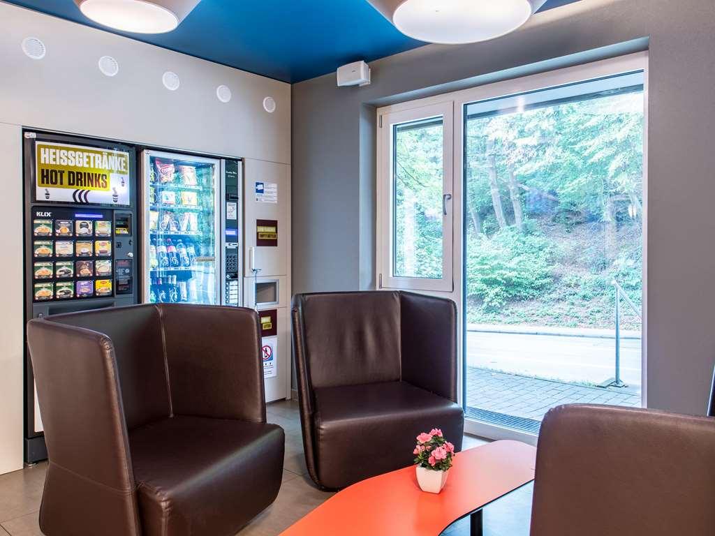Adlkofen B&B Hotel Passau מראה פנימי תמונה