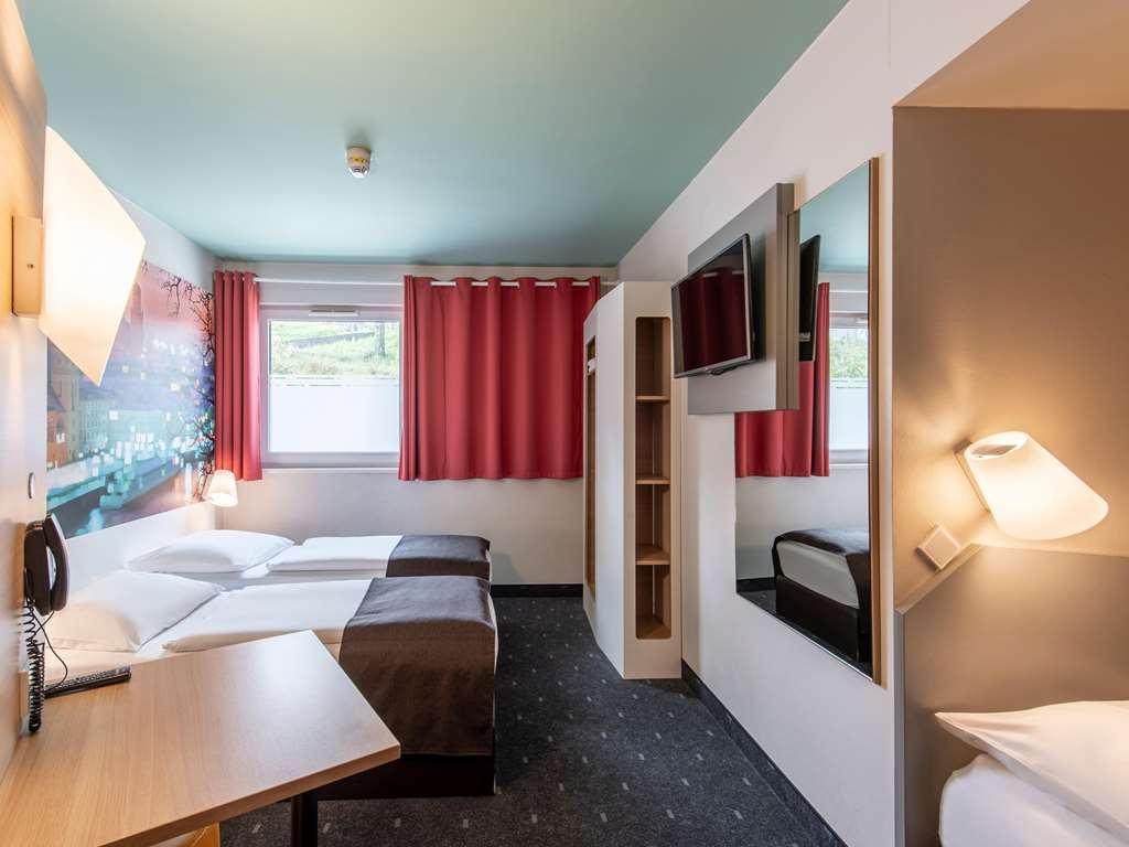 Adlkofen B&B Hotel Passau חדר תמונה