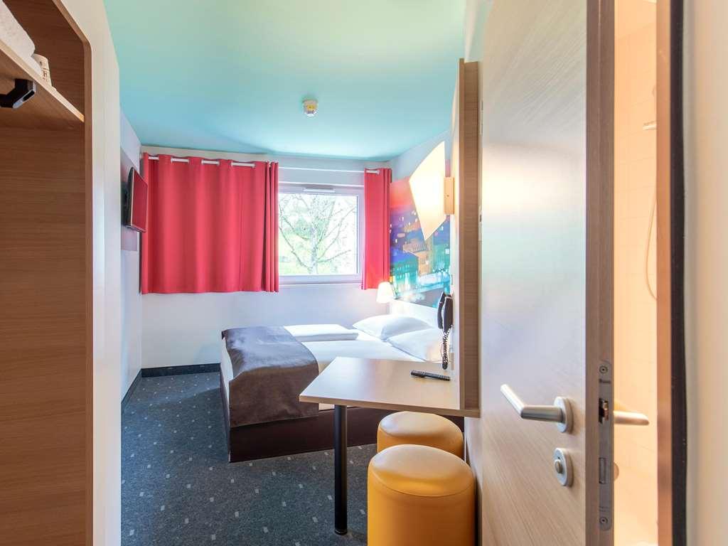 Adlkofen B&B Hotel Passau חדר תמונה